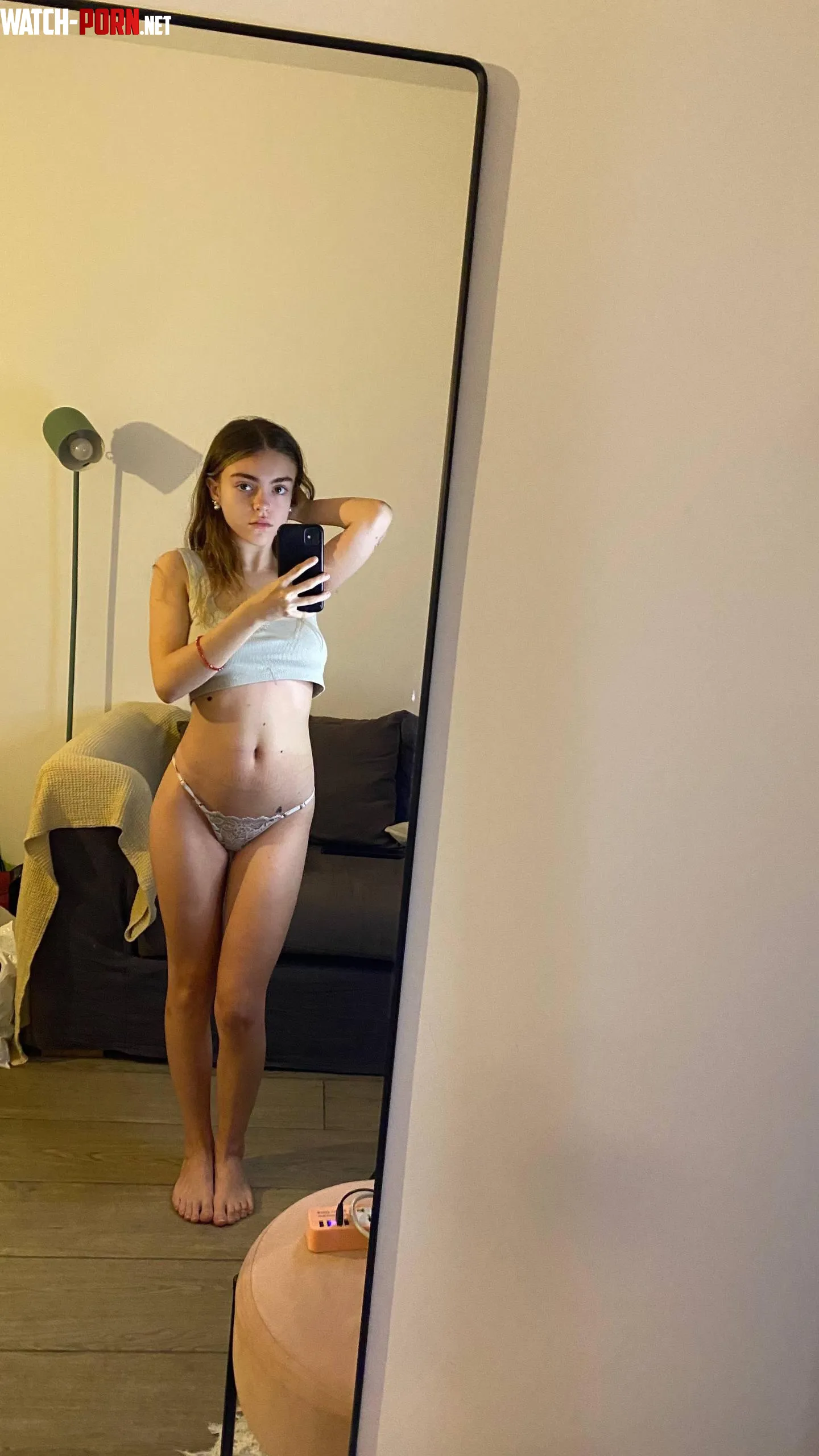 F18 wld u give a inexperienced girl a chance by beautyycharm