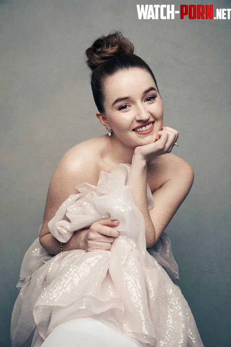 Kaitlyn Dever by PhysicalAd9899