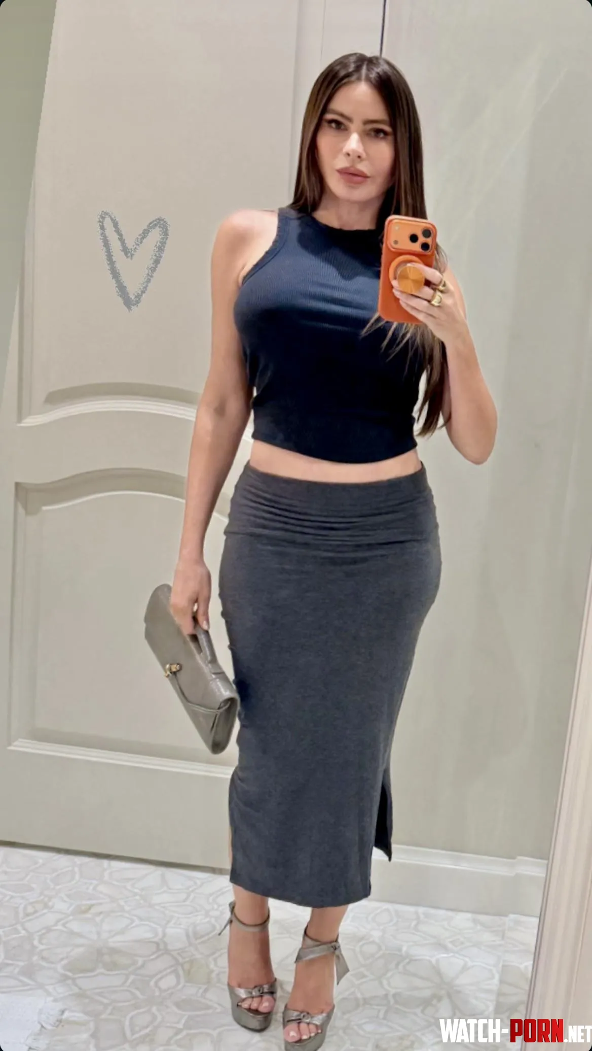 Sofia Vergara IG 21/05/26 by Electronic-Spare-284