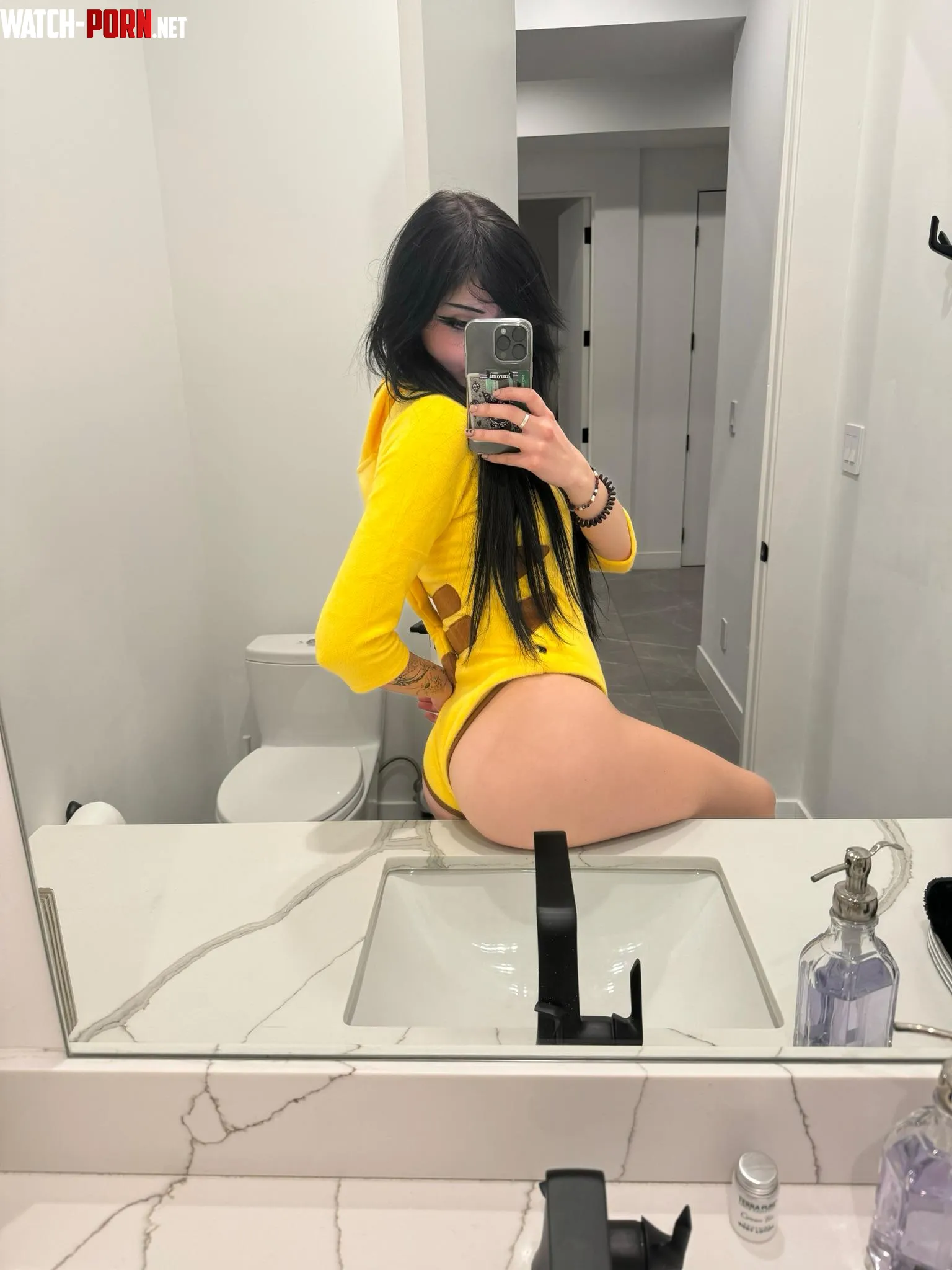 Pikachu (Pokemon) by Julzzess by Julzzzesss