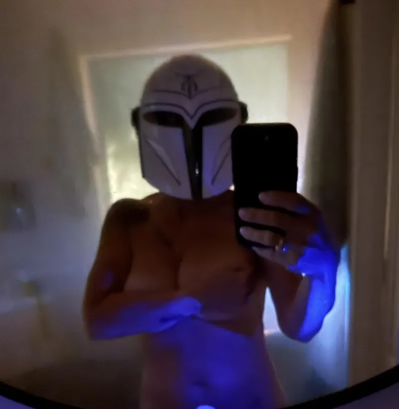 Thumbnail AliraRook's Sensual Mando Shower on StarWarsNSFW