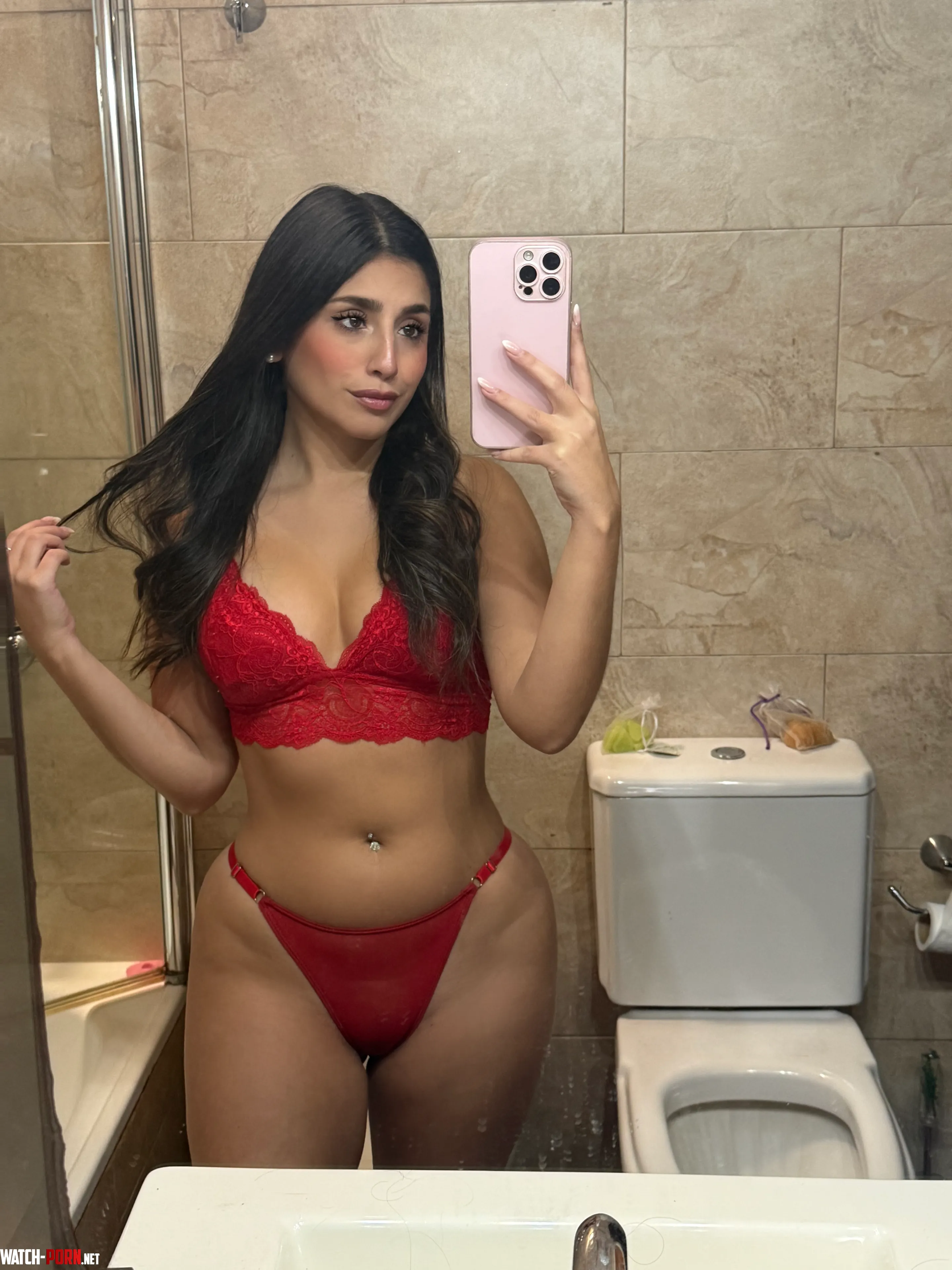 My favorite red lace set [IRTR] by opulence-princess