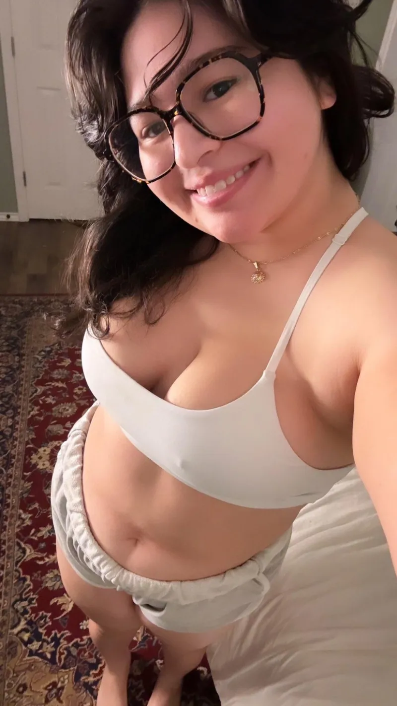 Thumbnail Discover Pokies in Big Tits Bikinis with PandaOwn9410