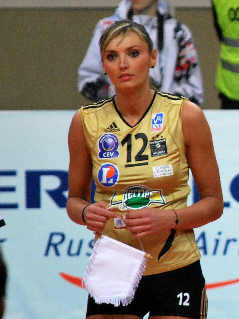Thumbnail Victoria Ravva: A VolleyballGirls Icon