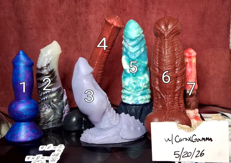 Thumbnail Toy Extravaganza: 7-item Sale in the US by CoraxGamma