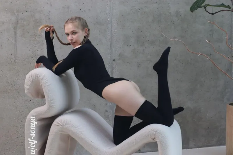 Thumbnail Sonya Elf's Sensual Bodysuit Delight: Unfold the Magic | elf-sonya