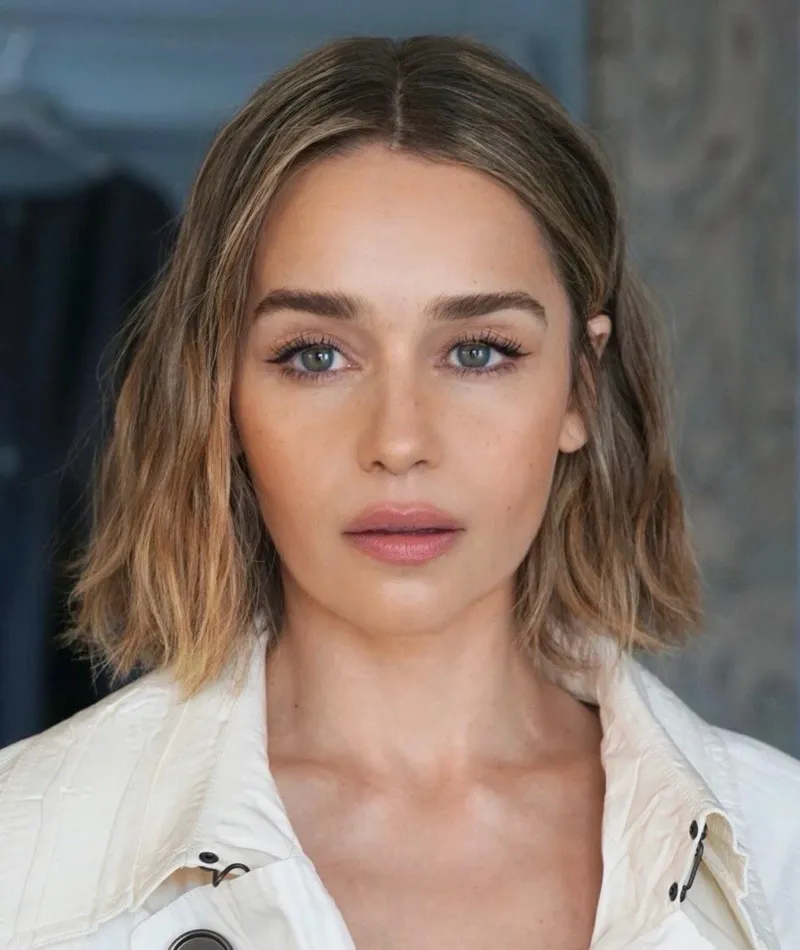 Thumbnail Emilia Clarke by James007BondUK PrettyGirls