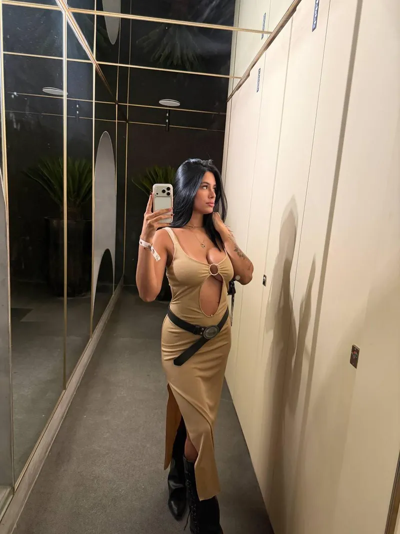 Thumbnail Styling Dilemma: Will This Dress Work for a First Date? | SoftStatic1