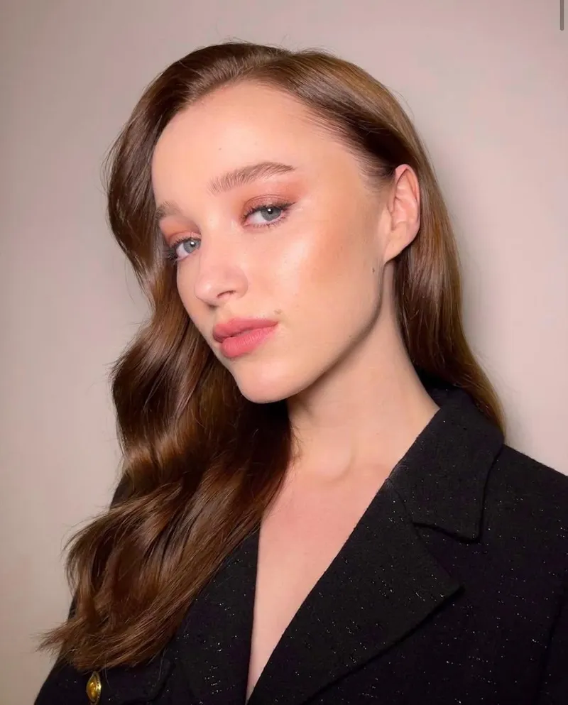 Thumbnail Stunning Photos of Phoebe Dynevor by James007BondUK in PrettyGirls Category