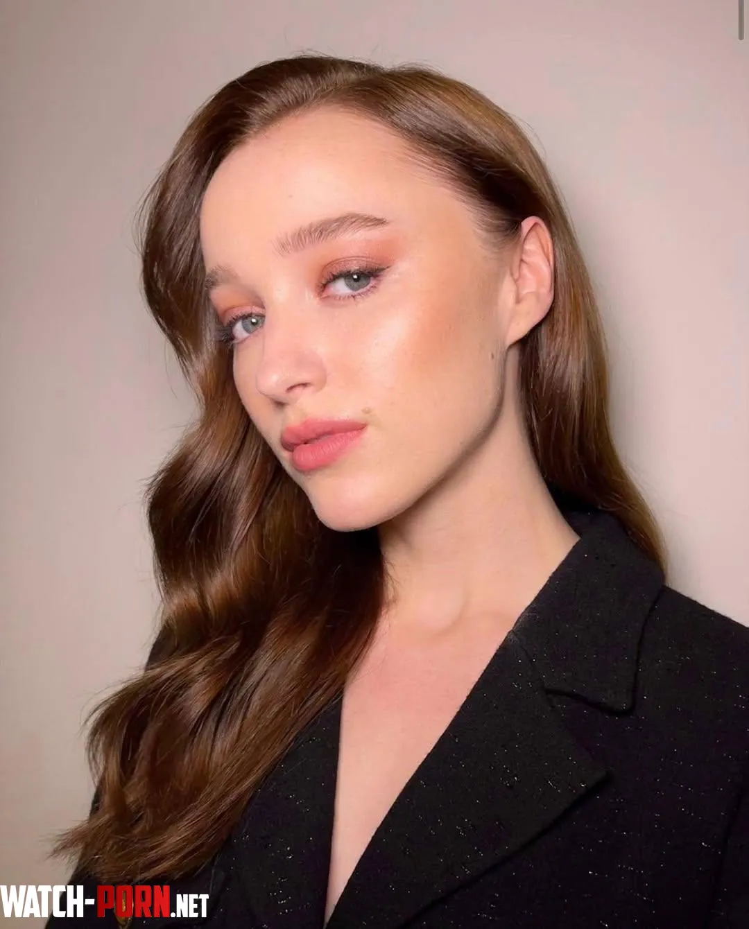 Phoebe Dynevor by James007BondUK