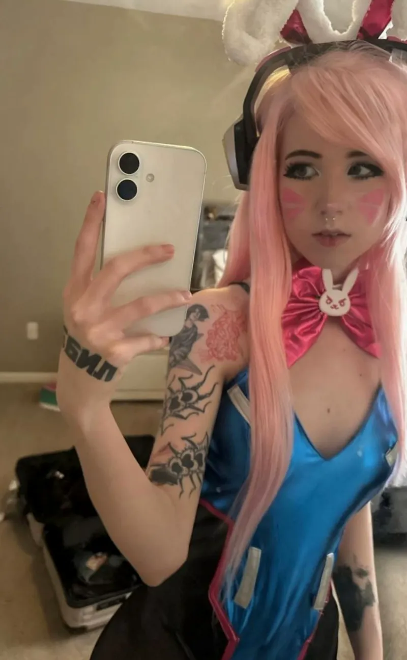 Thumbnail Hop into Your Place: Chilling with BunnyGirls | _RadiantHearts