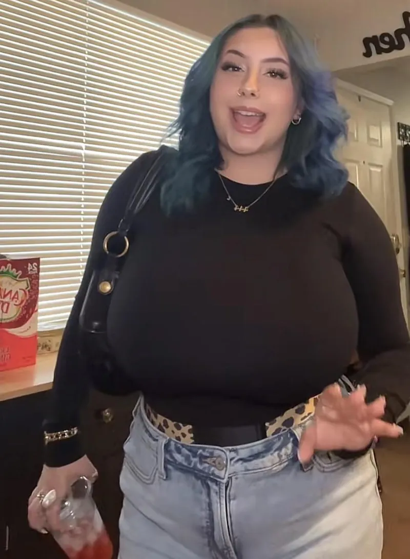 Thumbnail Embracing Size: Free_Outcome6593's Bold 2busty2hide Feature