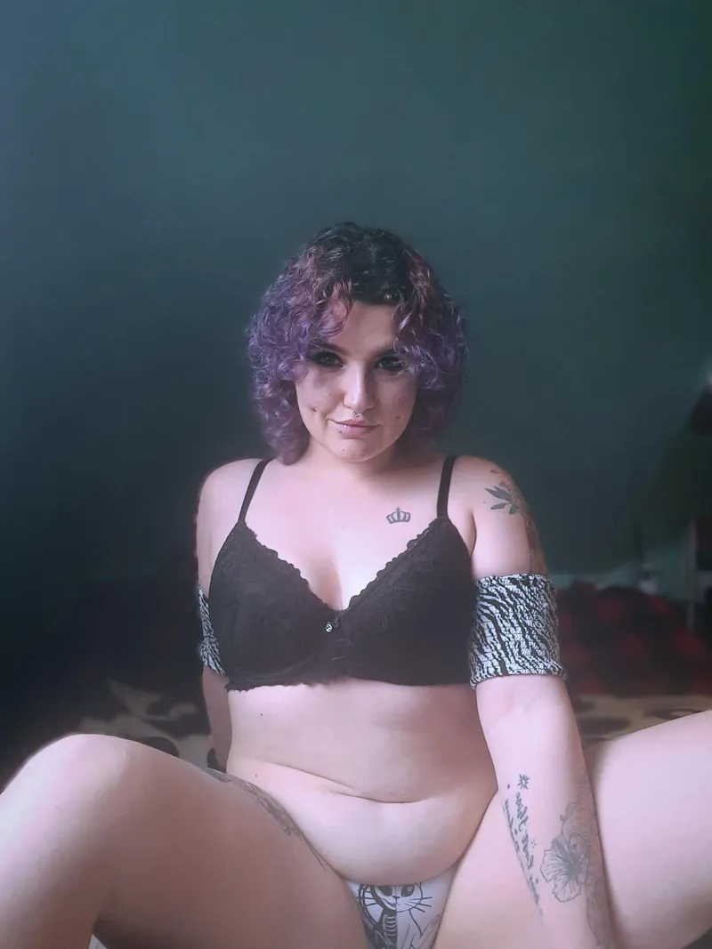 Thumbnail OnlyFansChicks: Kinda Missing My Purple Hair by GothMilf_OF