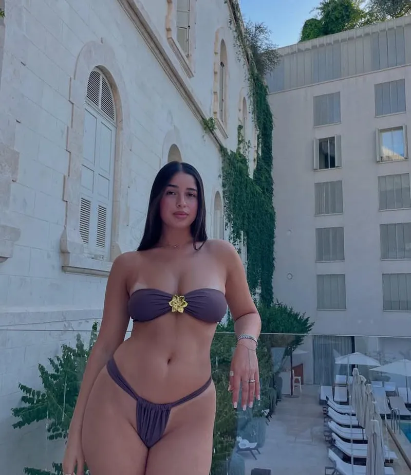 Thumbnail Stunning Set: Vegetable-Gas651's Bikini Elegance