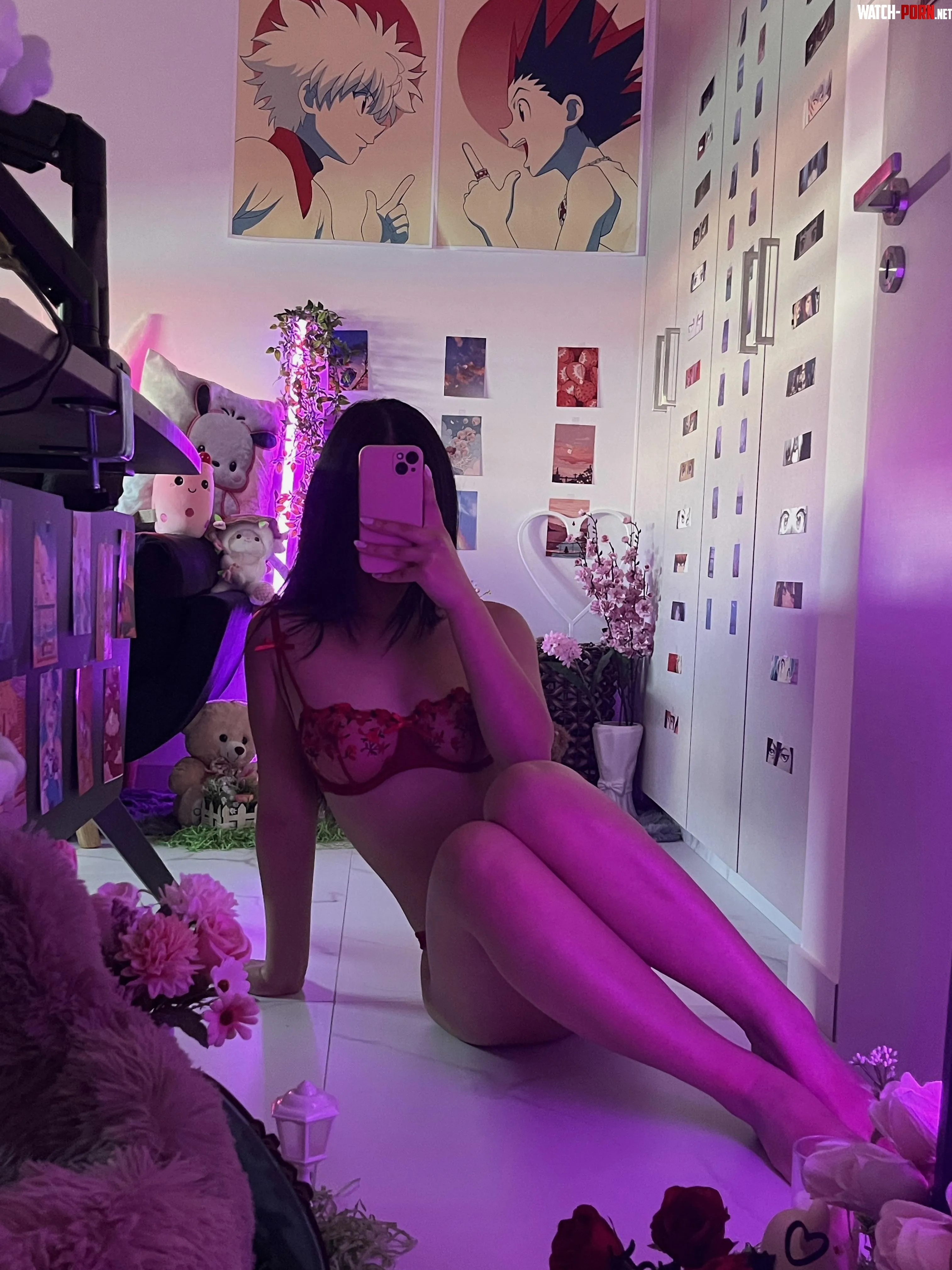 Come see my tight wet pussy spread open just for you by fleuryybliss