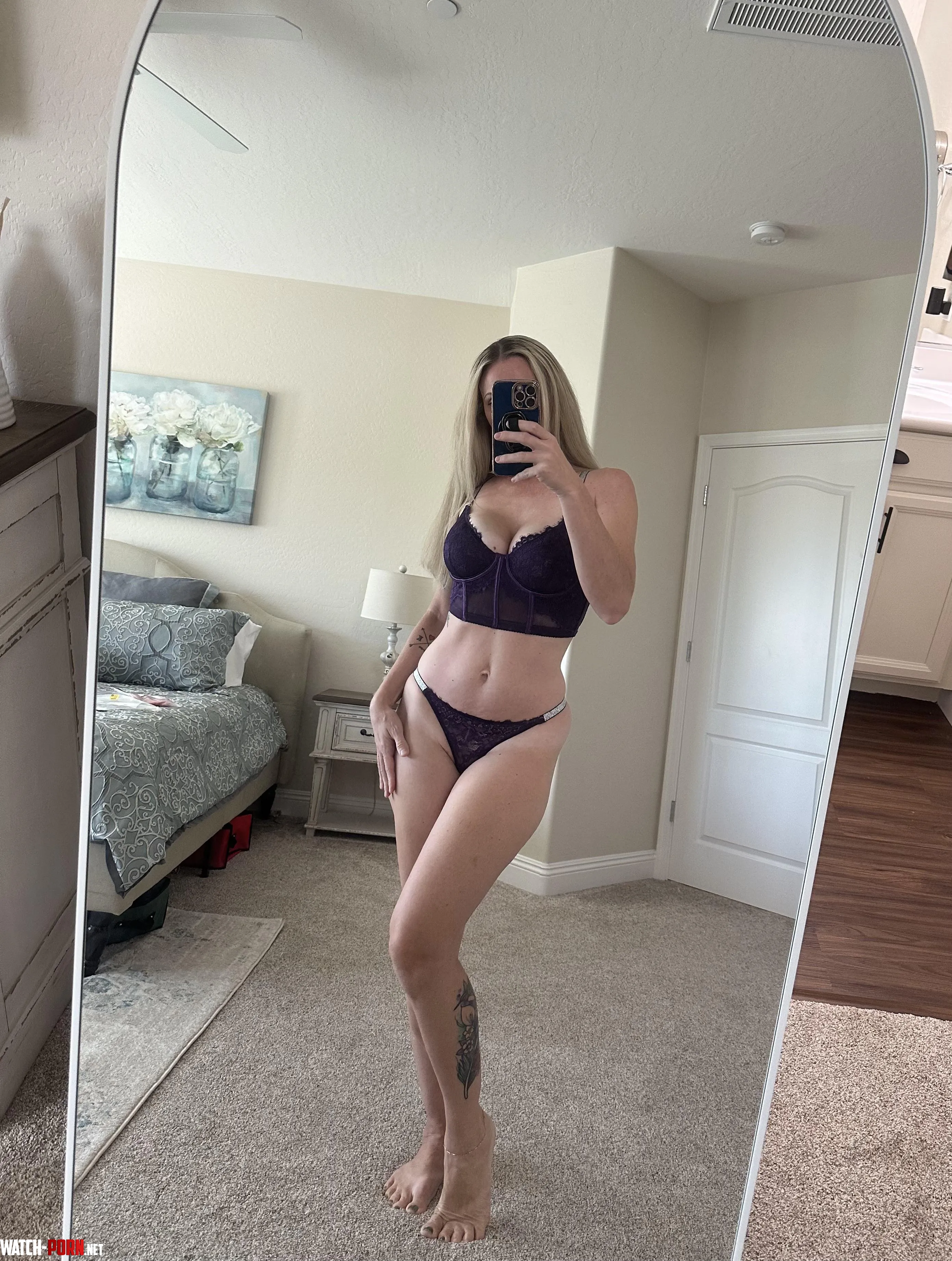Mom of 4 but still feeling sexy by Hot_Mom_Desires
