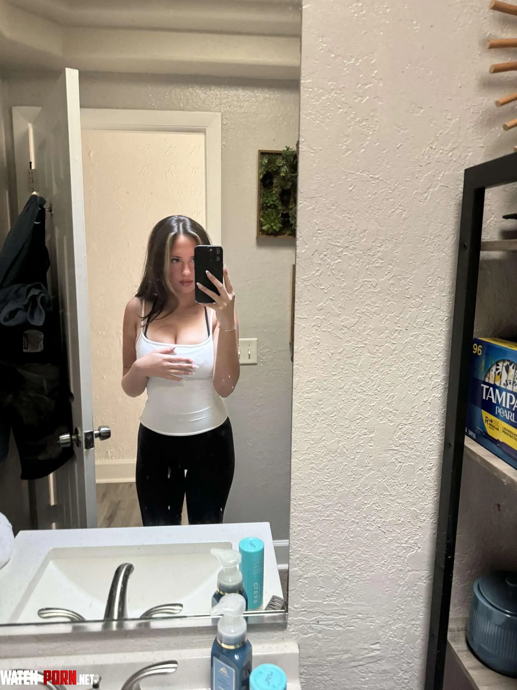 White shows off my curves by jaxxskie