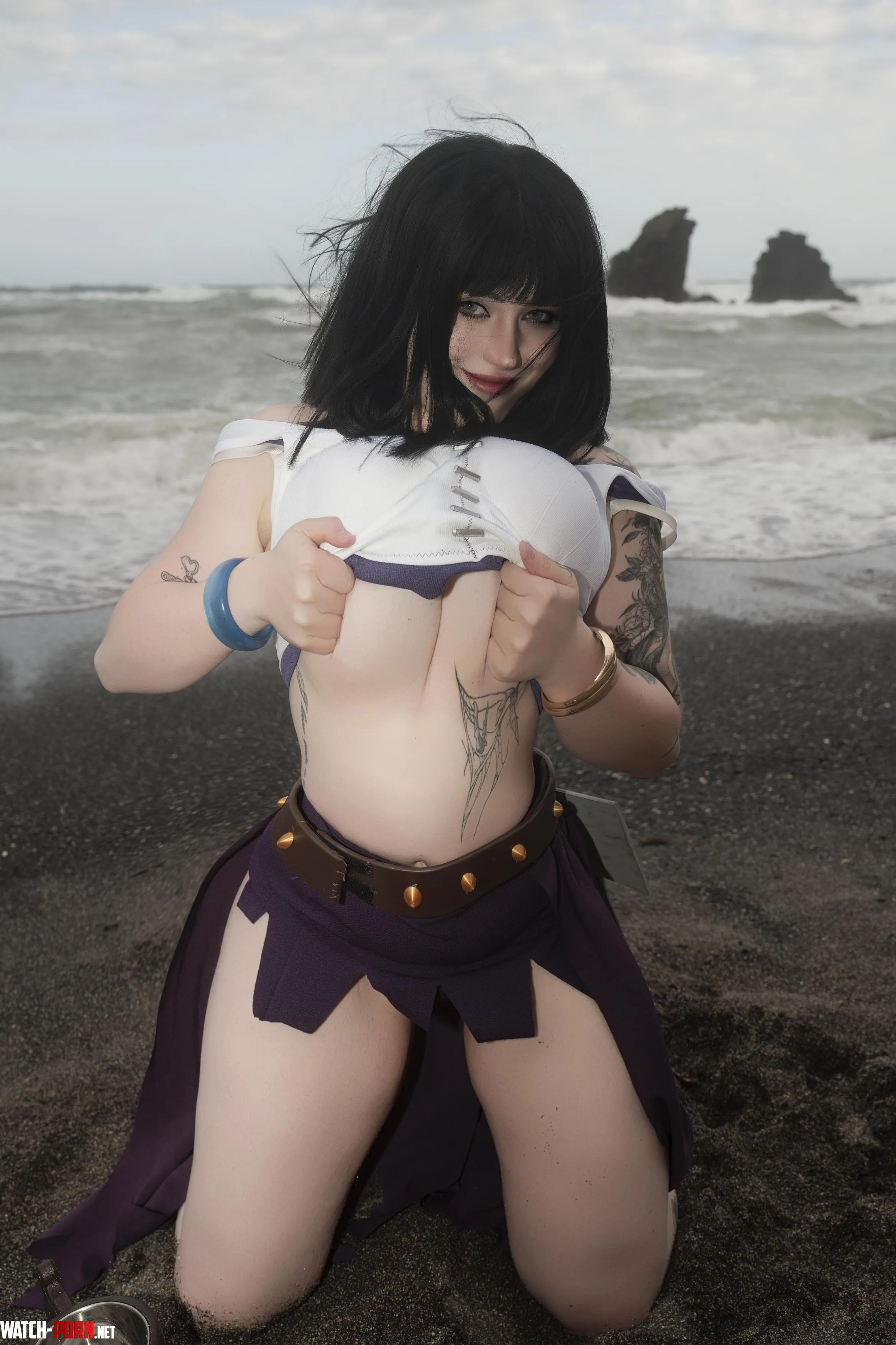 Lewd Nico Robin (Kuroitsne) by Kurokitsunexcos