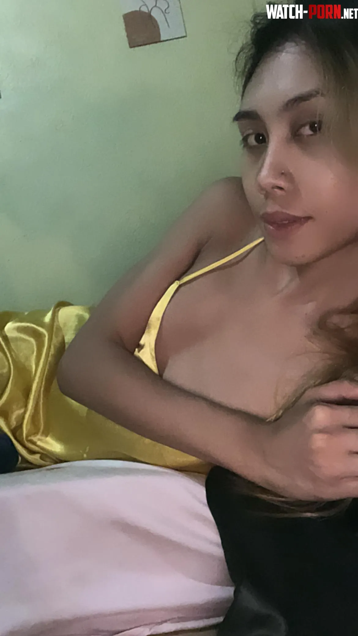 gold dress are good right? by janesexyyyy