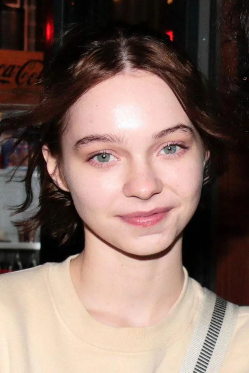 Thumbnail Beauty Personified: Emma Myers' Elegance | silly_Emu47