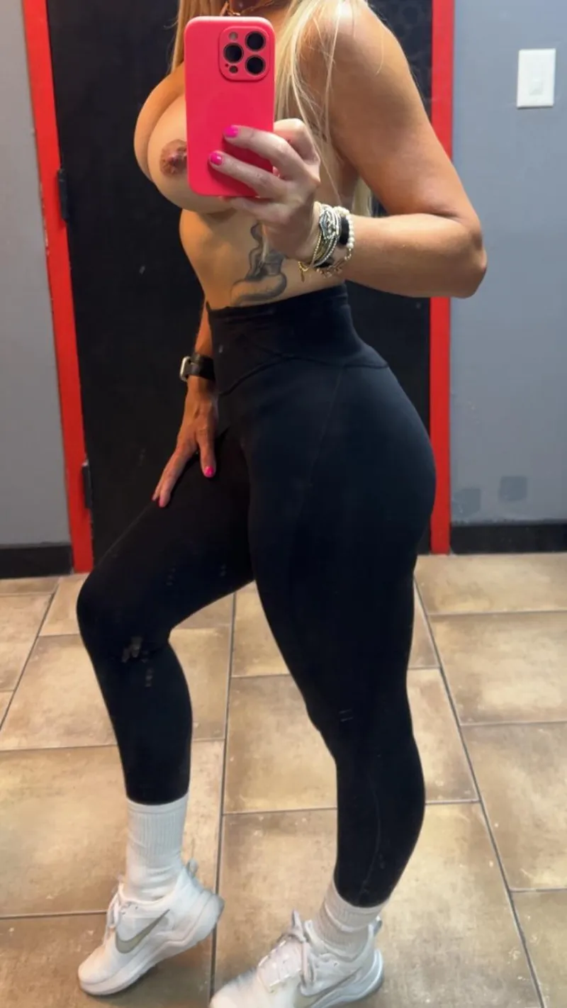 Thumbnail Sexy Style: Socks that Make a Statement by fitnesswife1983