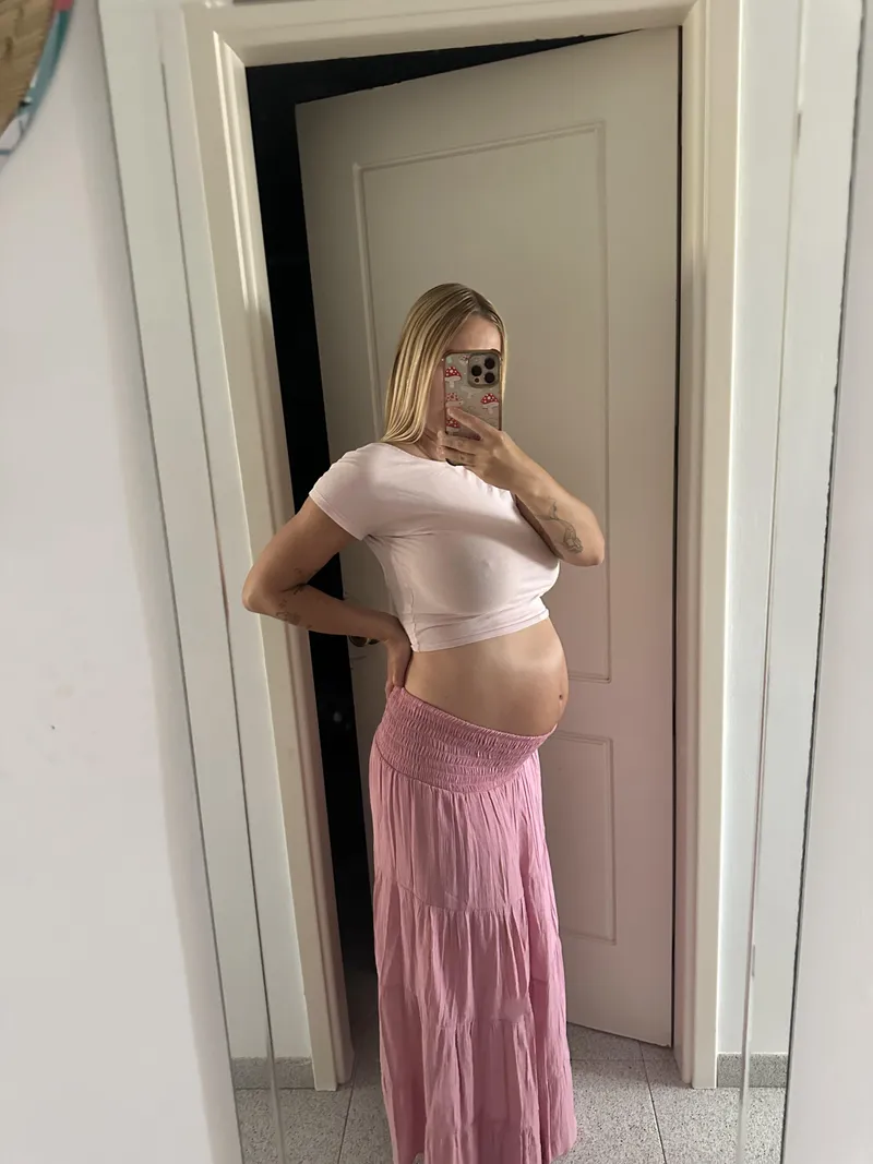 Thumbnail xdaisyhansenx's Pregnant Petite Update: Bump Coming Along Nicely