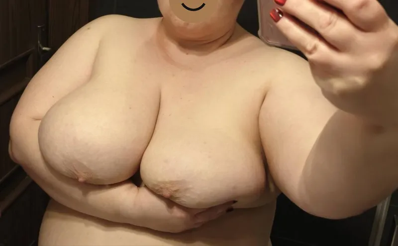 Thumbnail Little Beauties Say Hello: BBW Delights