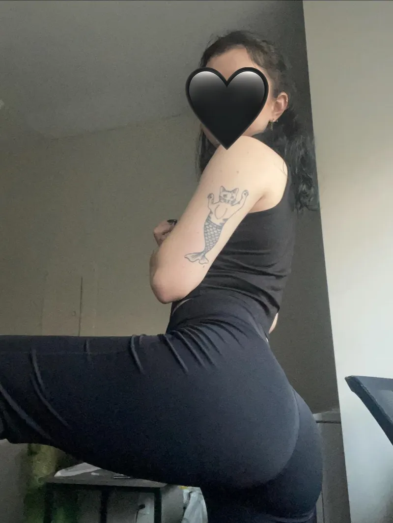 Thumbnail Explore Domination with Gothic Domme springrainwater4 on OnlyFans