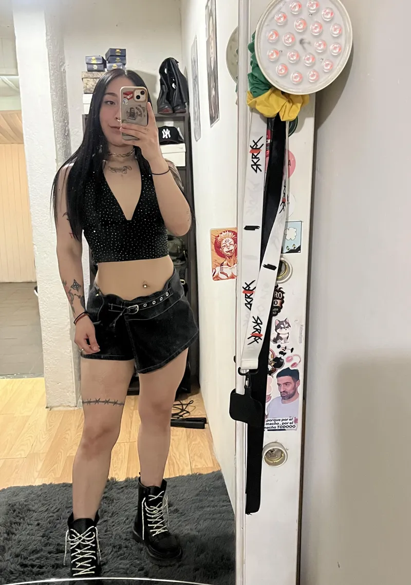 Thumbnail Xloveagusx's Passion for Black: Unveiling the Beauty