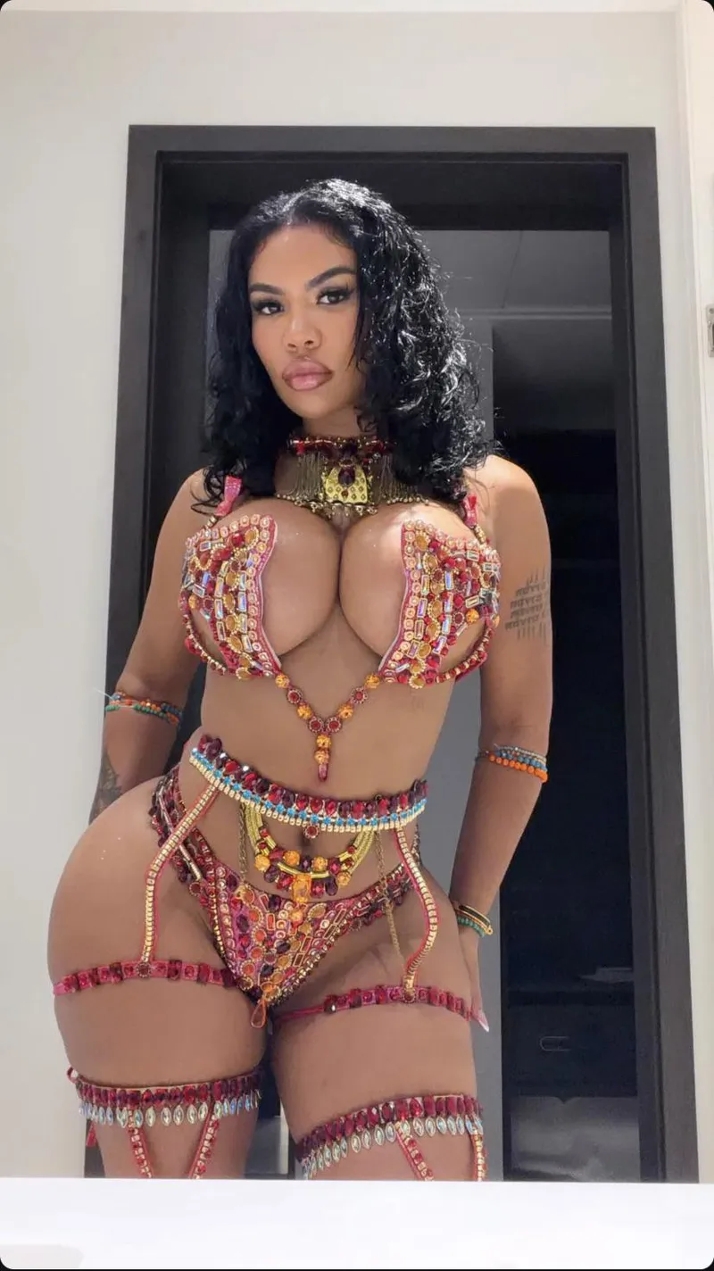 Thumbnail Perfect Body Temptation by jbwhite9