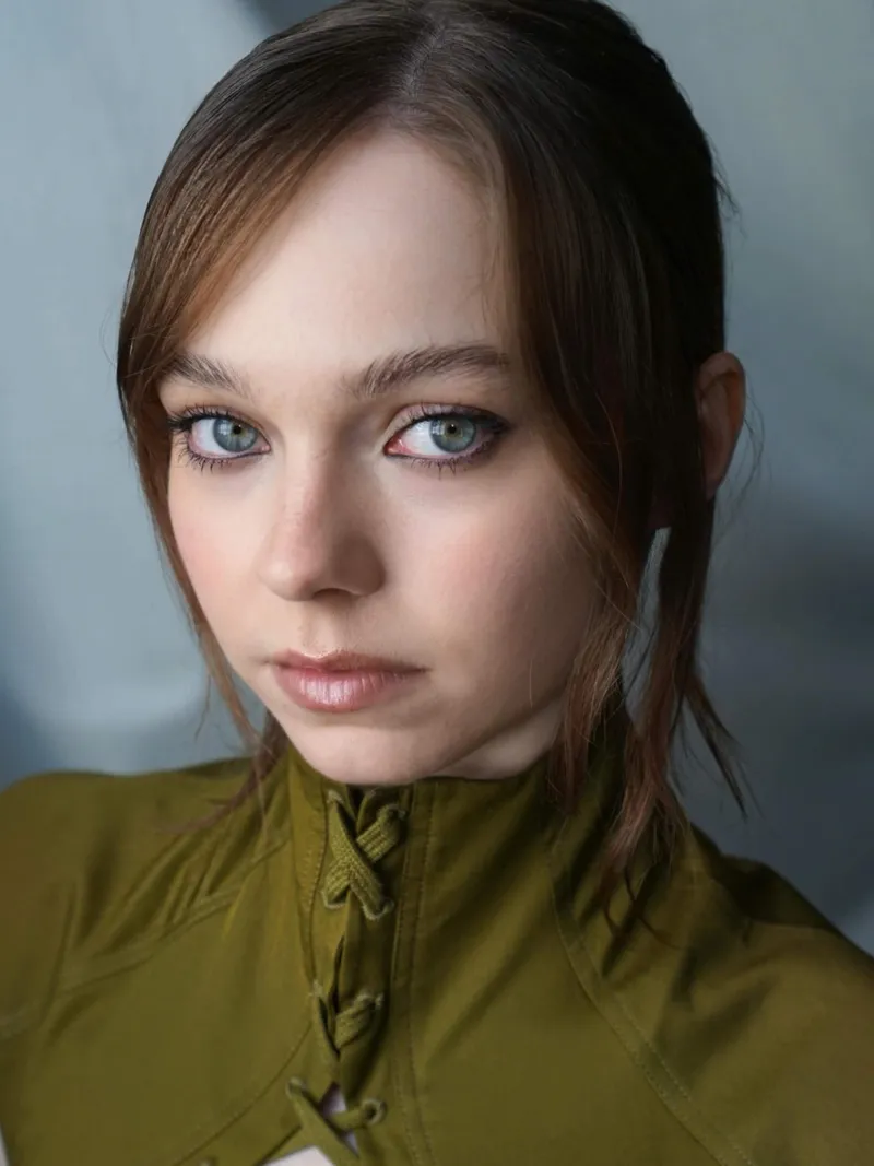 Thumbnail Stunning Portrait of Emma Myers by Tricky_Water2274 in PrettyGirls Category