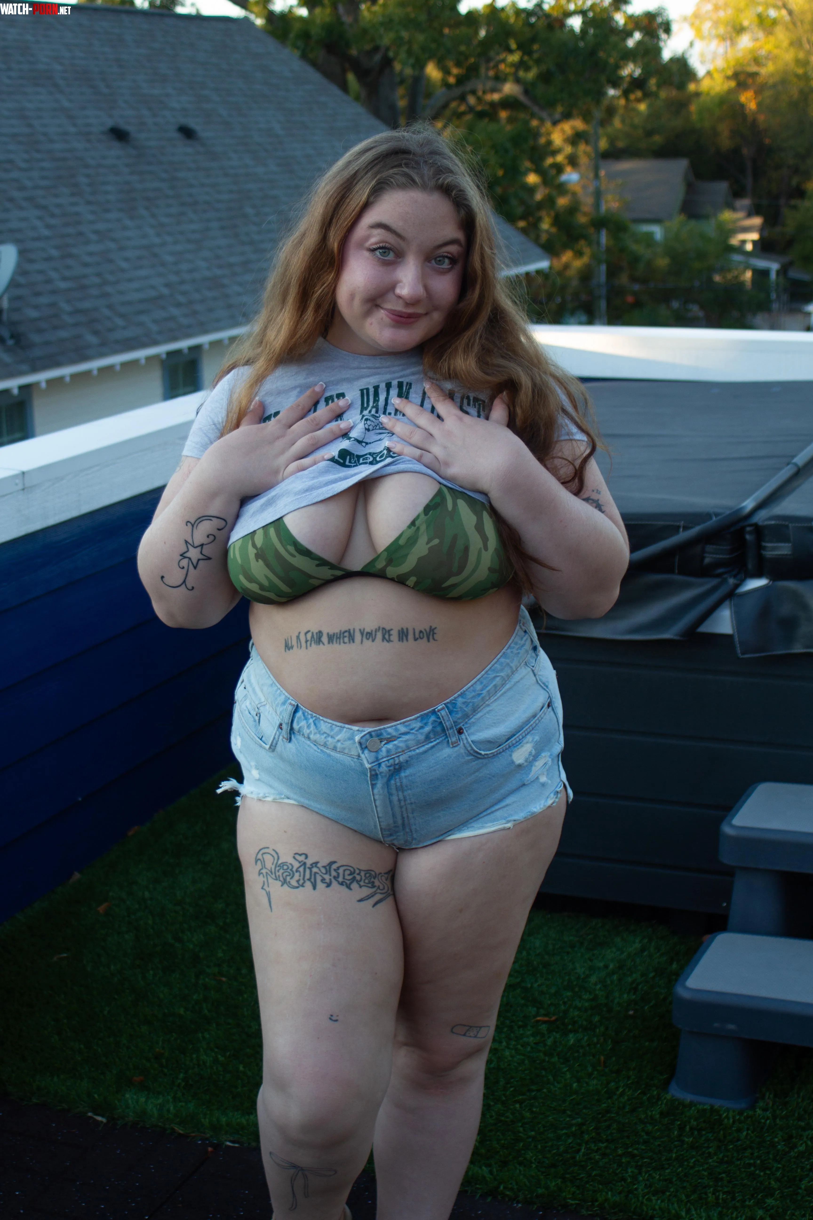Curvy girl + lil bralette + daisy dukes☺️ by dualidean0fman