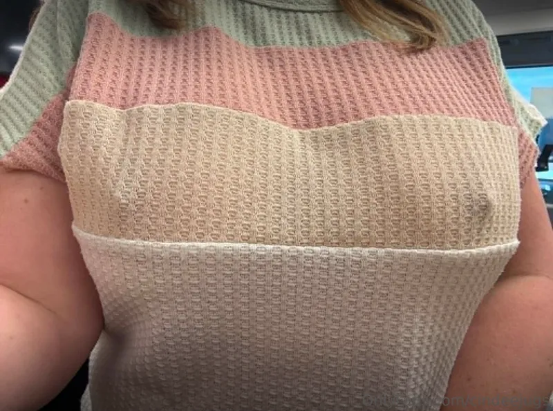 Thumbnail Braless | Office Liberation: Setting the 12EE's Free by CindEEJuggs