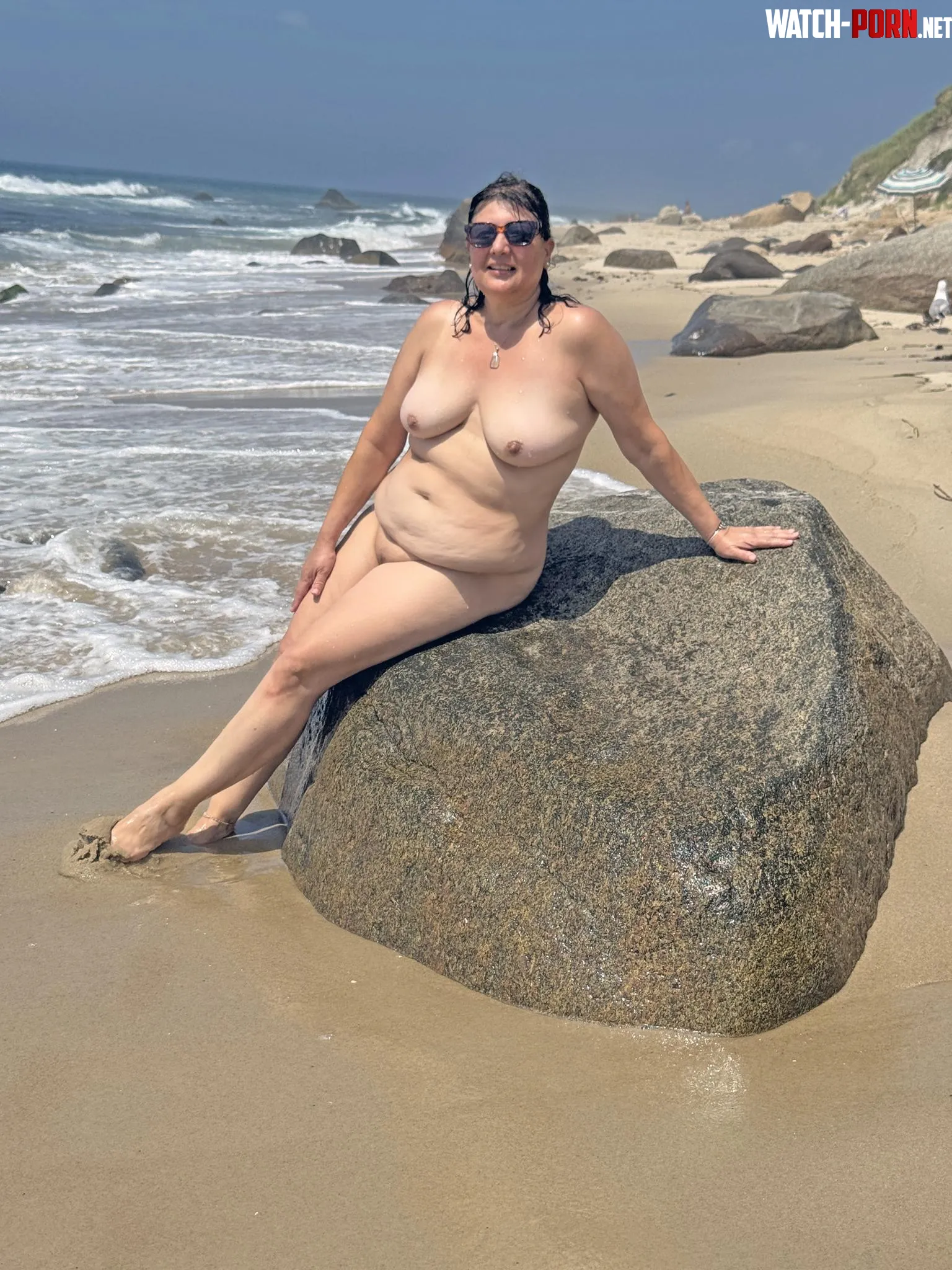 I could use some company at the nude beach by -ShelbiVigdis