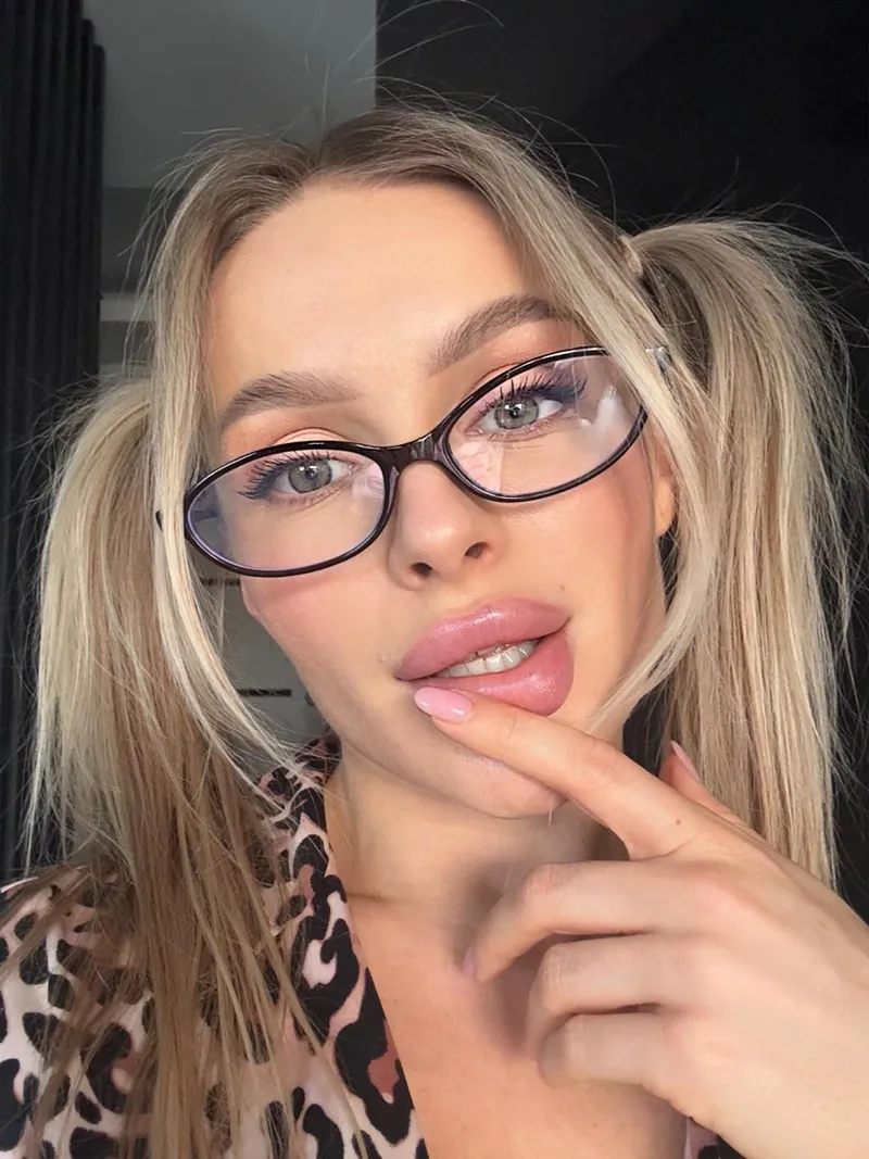 Thumbnail Another blondie post because why not