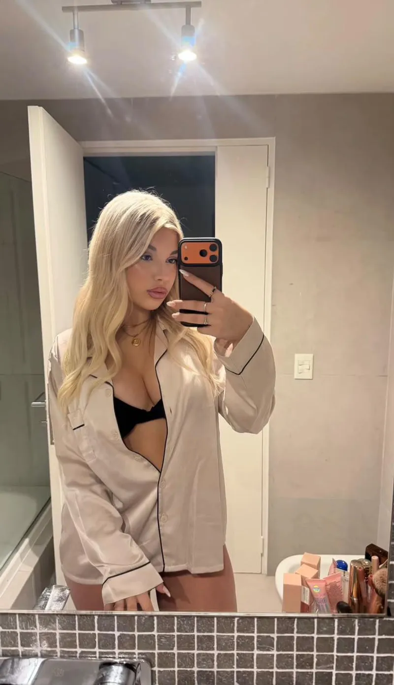 Thumbnail F25 25yo sweet & classy mom seeking a charming man for a great time 🔥