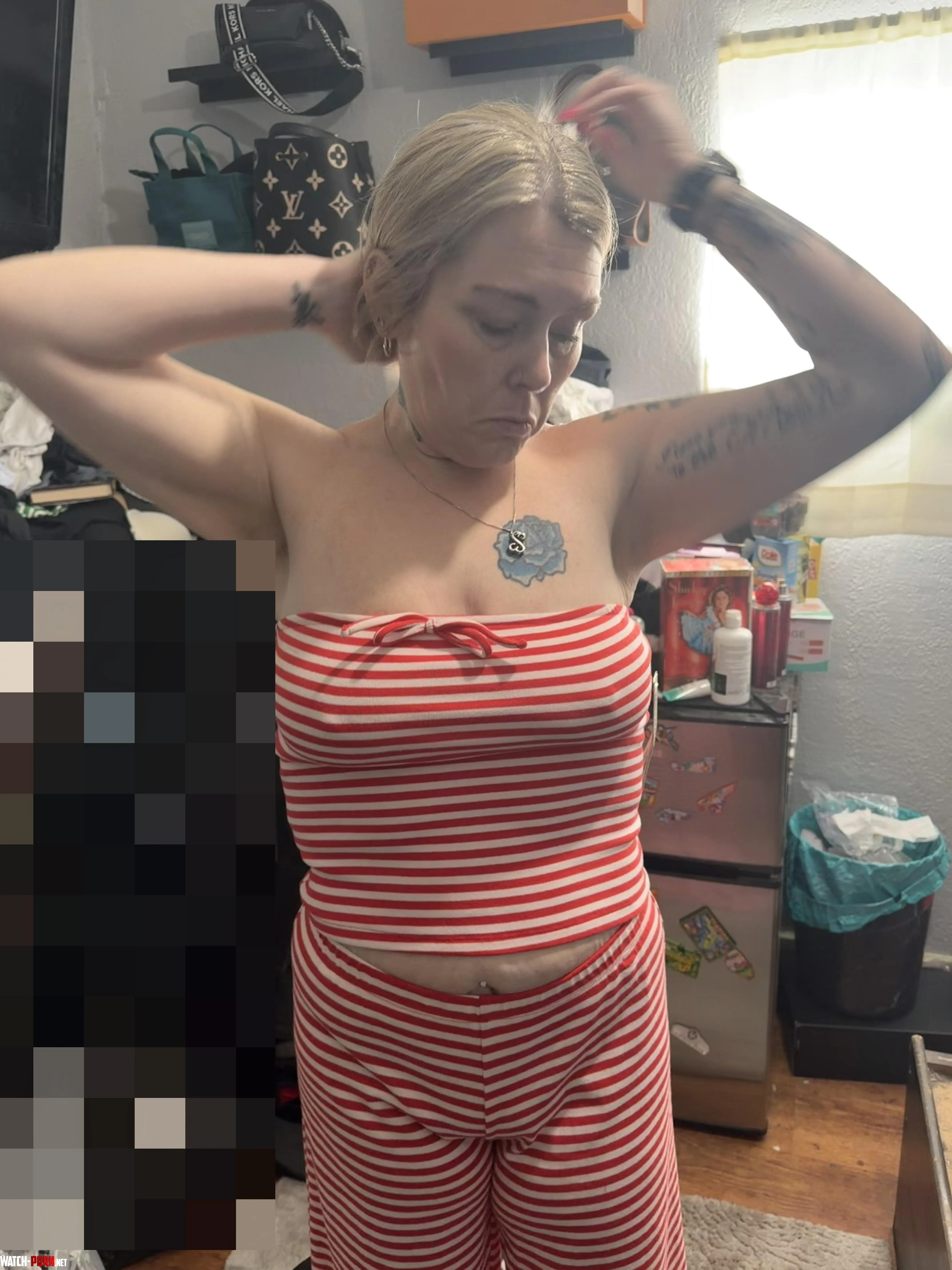 What do you think of my new outfit? by Tantric1937