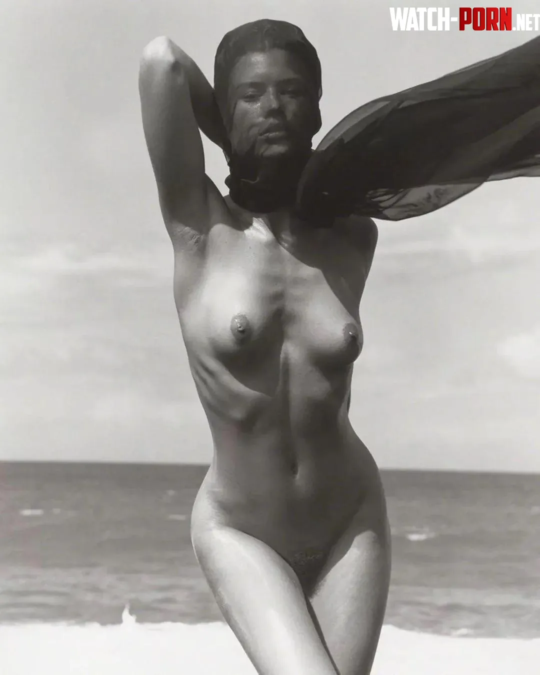 Carre Otis | Vogue UK, 4-1989 | ph. Herb Ritts by digital-fountains