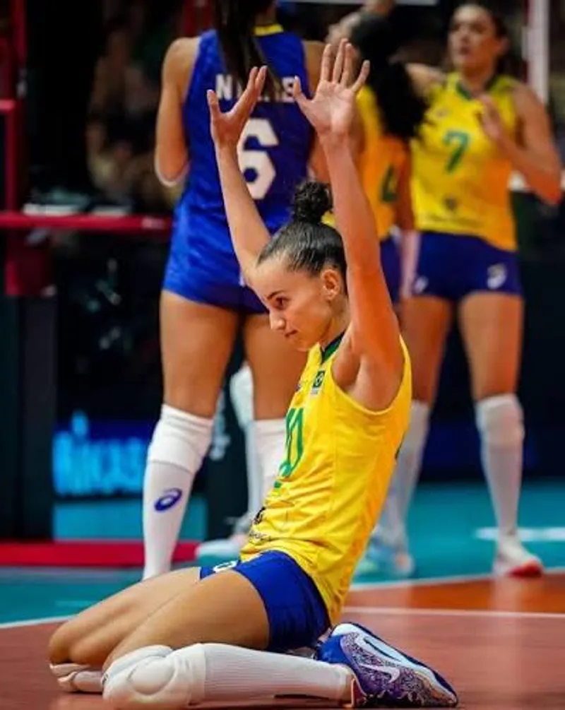Thumbnail Gabriela Guimarães