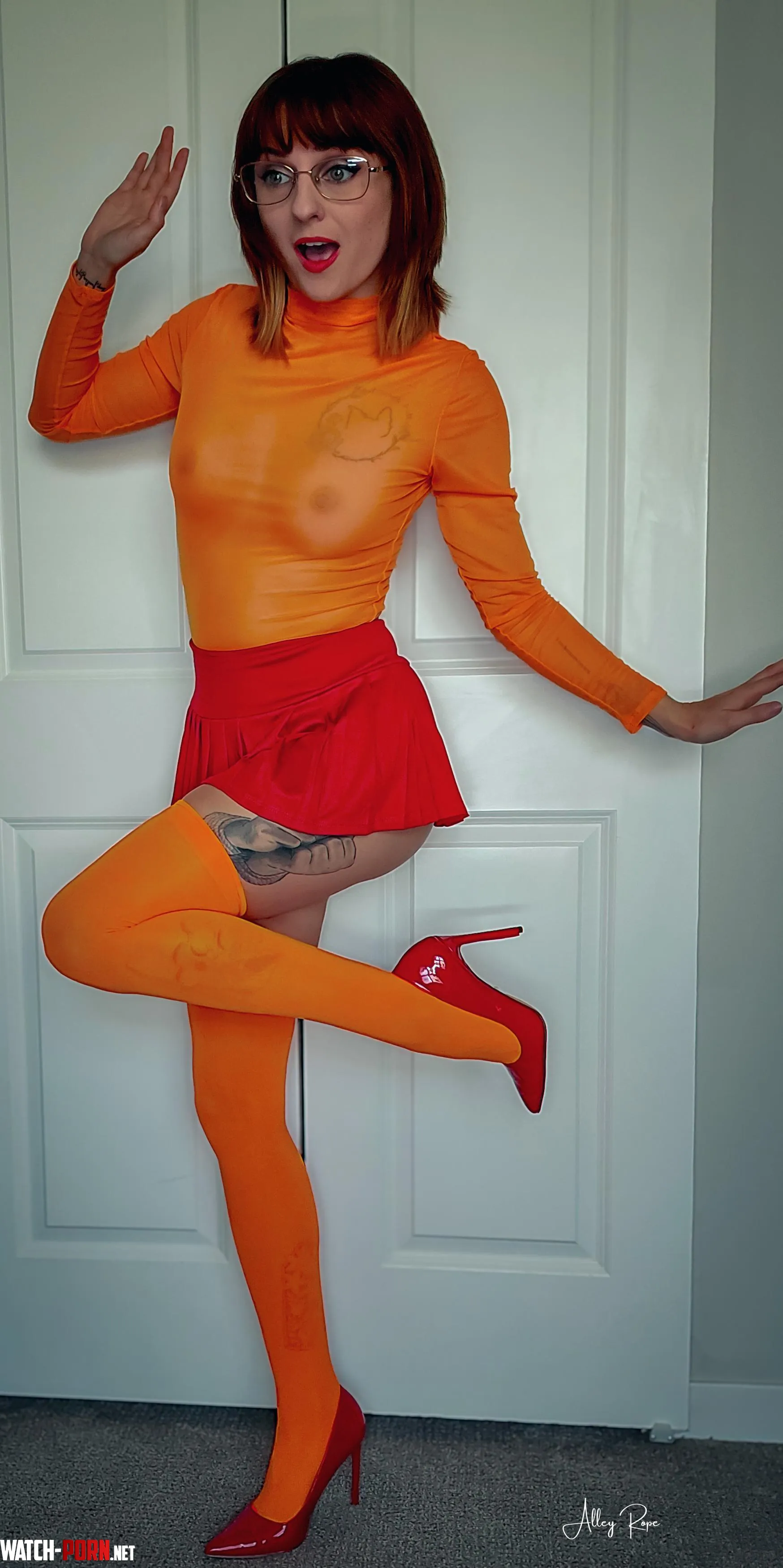 Velma from Scooby Doo by alleyrope