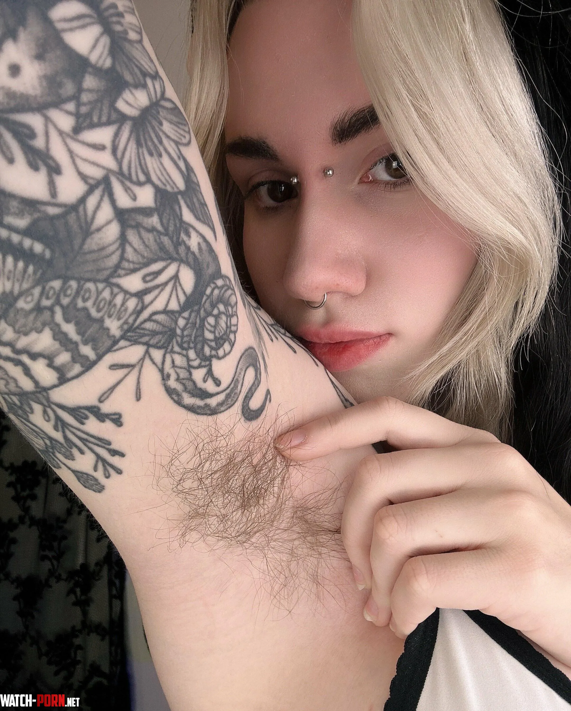 Haven’t shaved in so long by lexiegrll