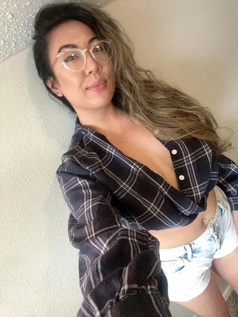Thumbnail do i look good for a girls night out