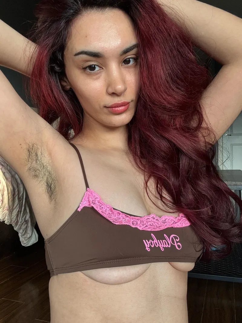 Thumbnail Haven’t shaved my pits in ages