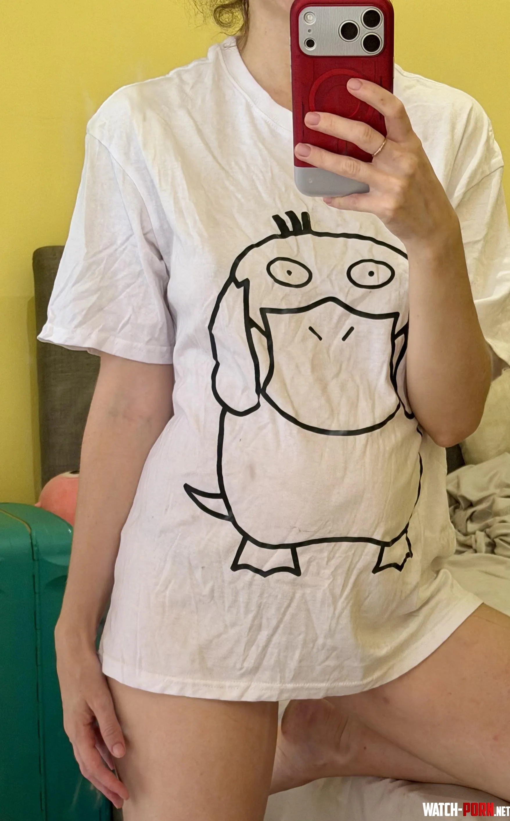 Can Psyduck hide my pregnant belly successfully or could you tell? by Minimissbooring