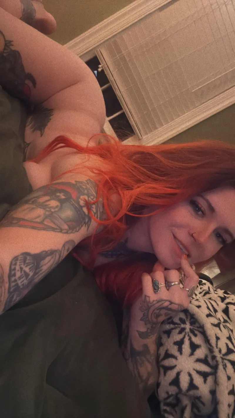 Thumbnail Fireheaded with tons of curves