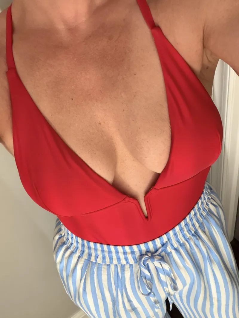 Thumbnail Holding on to summer!