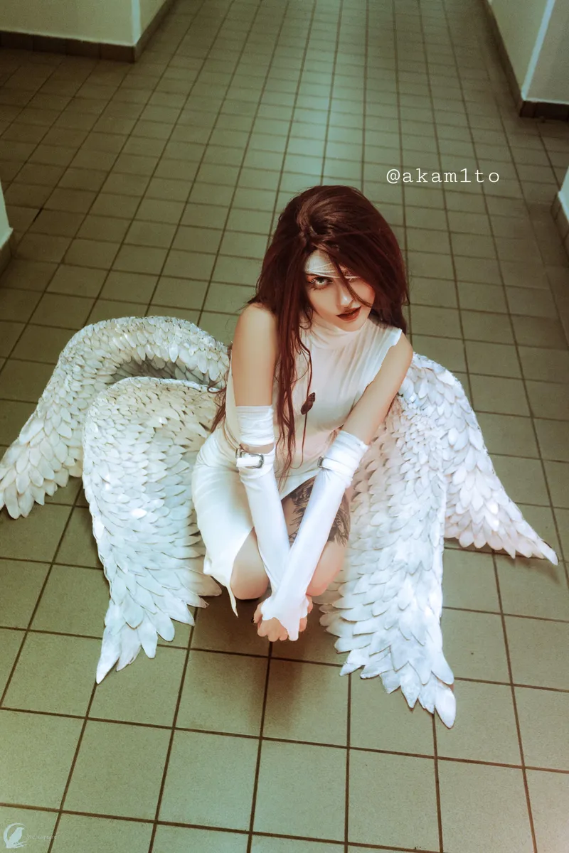 Thumbnail Hyuna from Alien Stage cosplay by akam1to