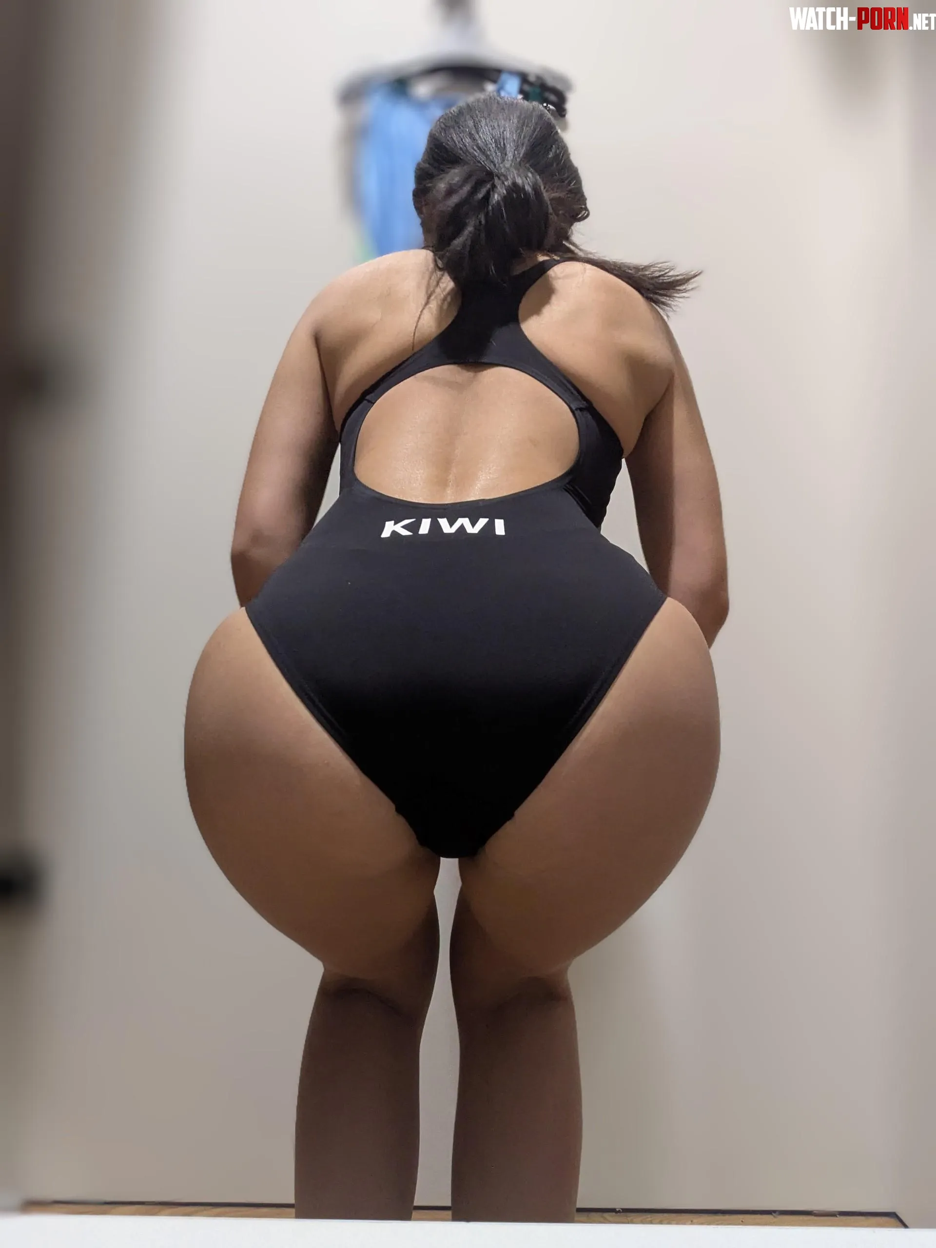 Not me wondering if the back of this suit is flattering by foxxe_on_the_run
