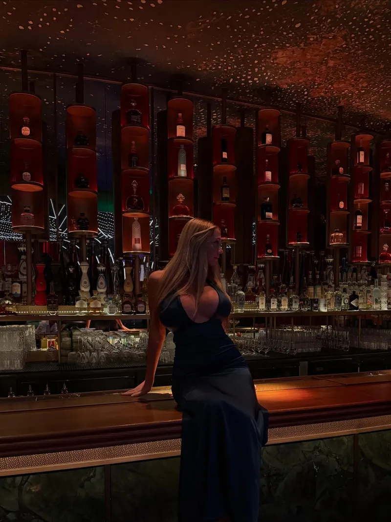 Thumbnail I'd buy her any drink she wanted