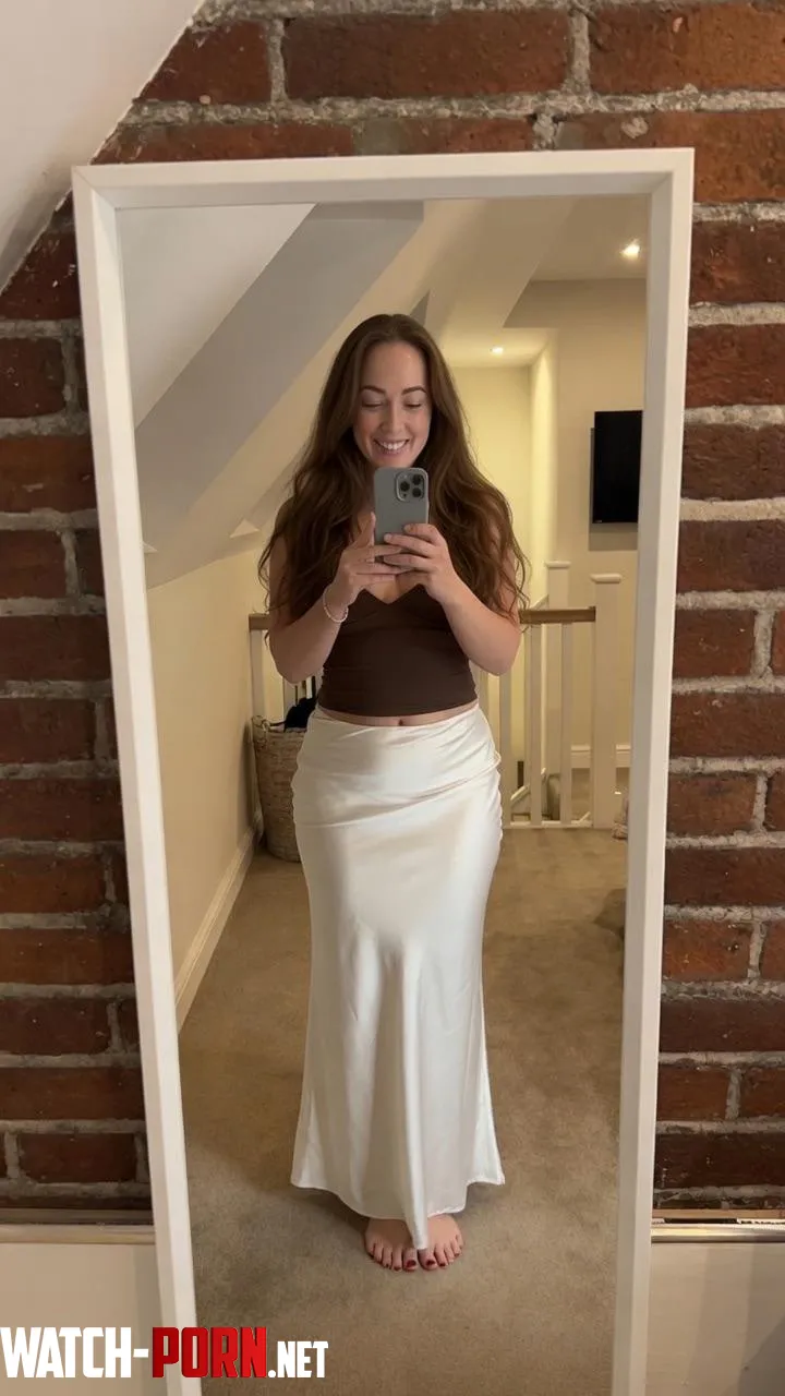 Hey 👋 what do you think of my satin skirt? by Provocativegirls